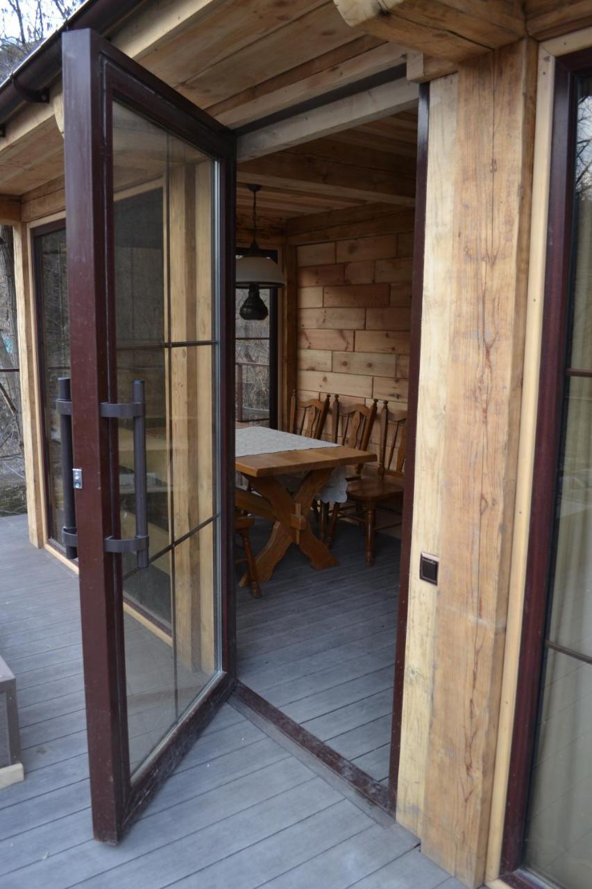 Romantic Guest House Kamjanez-Podilskyj Exterior foto