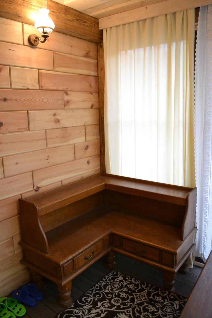 Romantic Guest House Kamjanez-Podilskyj Exterior foto
